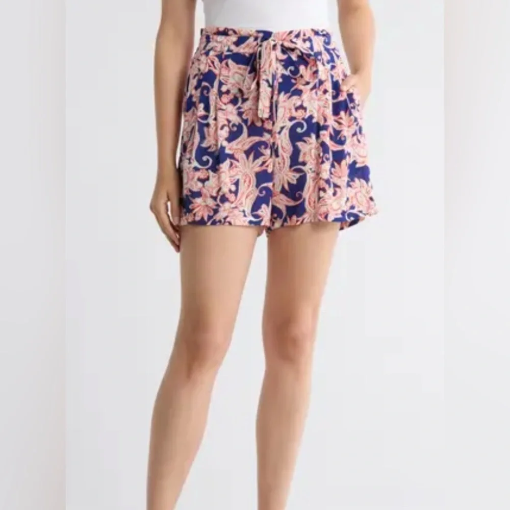 NWT  DR2 by Daniel Rainn Drawstring Shorts